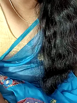 tamil-varshu online show from 01/11/25, 04:14