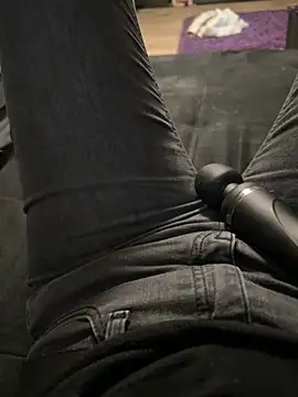 Ana-05 online show from 12/01/25, 12:10