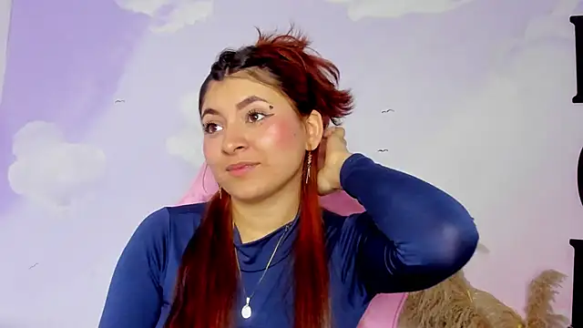 Snapshot of carolayrosse chatting on 03/07/25, 04:02 carolayrosse online show from 03/07/25, 04:02