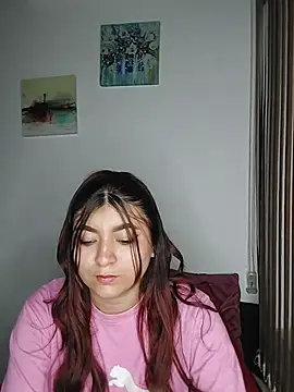 Snapshot of carolayrosse chatting on 11/24/25, 05:07 carolayrosse online show from 11/24/25, 05:07