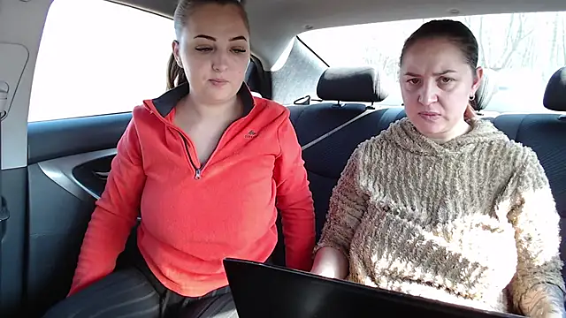 Amy--Samy online show from 03/04/25, 11:19