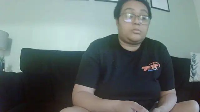 vanilla chocolate23 online show from 01/13/26, 09:25