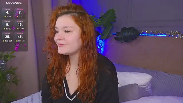 Snapshot of EnnySunrise chatting on 12/28/24, 01:28 EnnySunrise online show from 12/28/24, 01:28