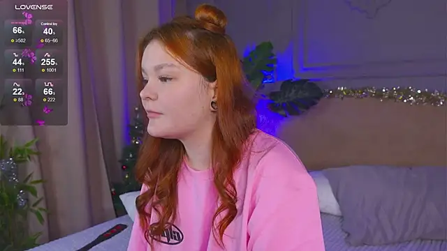 Snapshot of EnnySunrise chatting on 01/03/25, 04:37 EnnySunrise online show from 01/03/25, 04:37