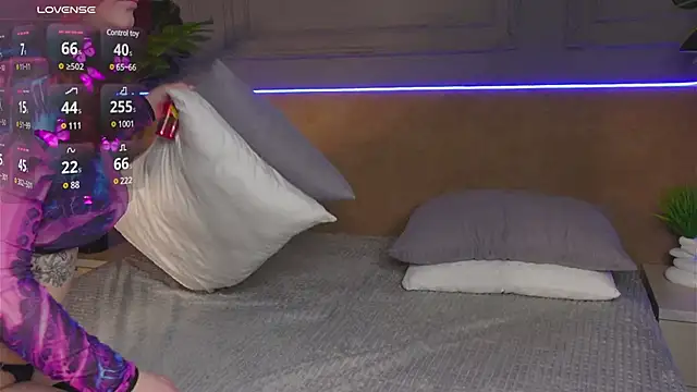 Snapshot of EnnySunrise chatting on 01/26/25, 01:47 EnnySunrise online show from 01/26/25, 01:47