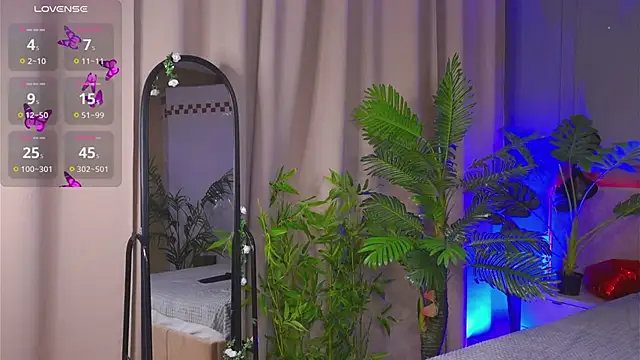 Snapshot of EnnySunrise chatting on 02/06/25, 01:43 EnnySunrise online show from 02/06/25, 01:43