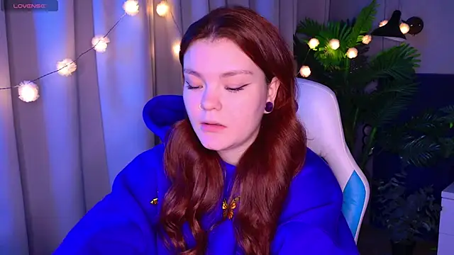 Snapshot of EnnySunrise chatting on 10/11/25, 07:12 EnnySunrise online show from 10/11/25, 07:12