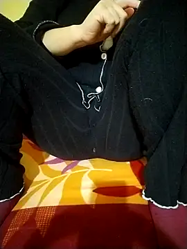 Snapshot of 3ahhd chatting on 11/16/25, 11:54 3ahhd online show from 11/16/25, 11:54