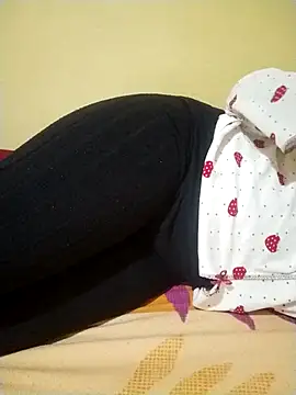 Snapshot of 3ahhd chatting on 12/01/25, 01:38 3ahhd online show from 12/01/25, 01:38