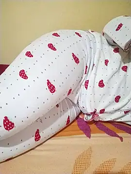 Snapshot of 3ahhd chatting on 12/03/25, 02:15 3ahhd online show from 12/03/25, 02:15