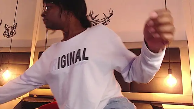 candy lovee69 online show from 03/05/26, 06:04