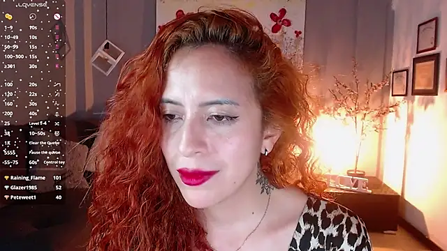 Snapshot of sahra_taylor_ chatting on 02/27/25, 08:53 sahra taylor online show from 02/27/25, 08:53