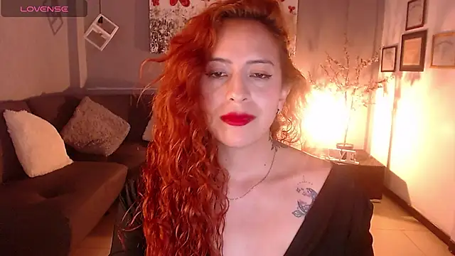 Snapshot of sahra_taylor_ chatting on 02/28/25, 09:01 sahra taylor online show from 02/28/25, 09:01