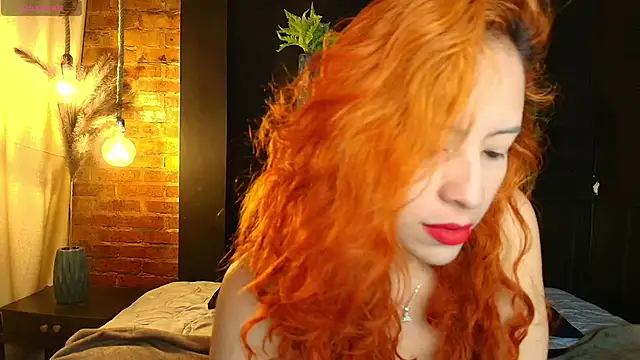 Snapshot of sahra_taylor_ chatting on 11/07/25, 01:44 sahra taylor online show from 11/07/25, 01:44