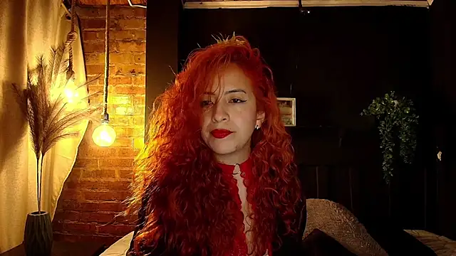 Snapshot of sahra_taylor_ chatting on 12/04/25, 02:37 sahra taylor online show from 12/04/25, 02:37