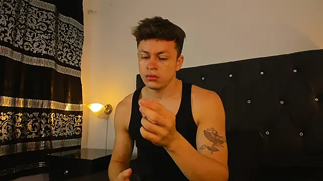 Angel Cuervo online show from 02/11/25, 12:48