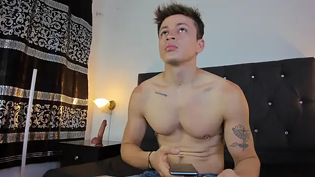 Angel Cuervo online show from 02/21/25, 12:39