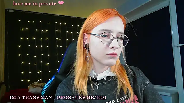 Snapshot of Honelin chatting on 01/20/25, 03:39 Honelin online show from 01/20/25, 03:39