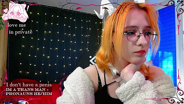 Snapshot of Honelin chatting on 03/08/25, 11:27 Honelin online show from 03/08/25, 11:27