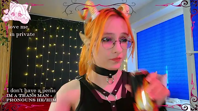 Snapshot of Honelin chatting on 03/22/25, 01:52 Honelin online show from 03/22/25, 01:52