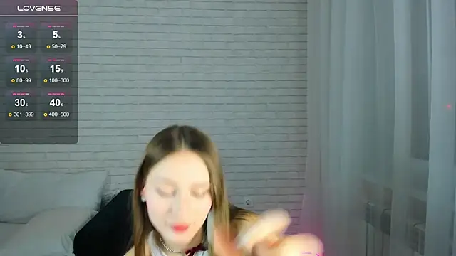 Snapshot of candyboofairy chatting on 12/21/24, 12:42 candyboofairy online show from 12/21/24, 12:42