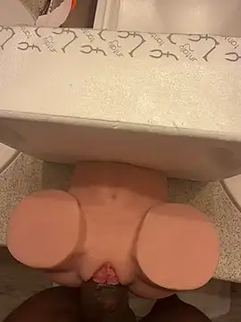 MaterialGolan online show from 04/08/26, 01:27