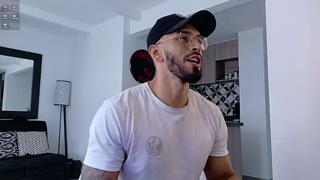 tony muscle online show from 09/26/25, 04:55