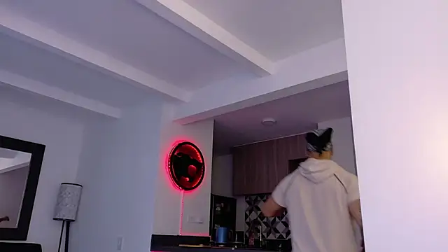 tony muscle online show from 09/27/25, 10:37