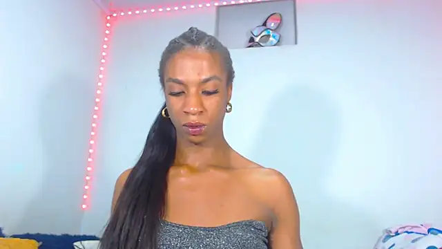 Snapshot of JessicaEbony chatting on 02/16/25, 01:03 JessicaEbony online show from 02/16/25, 01:03