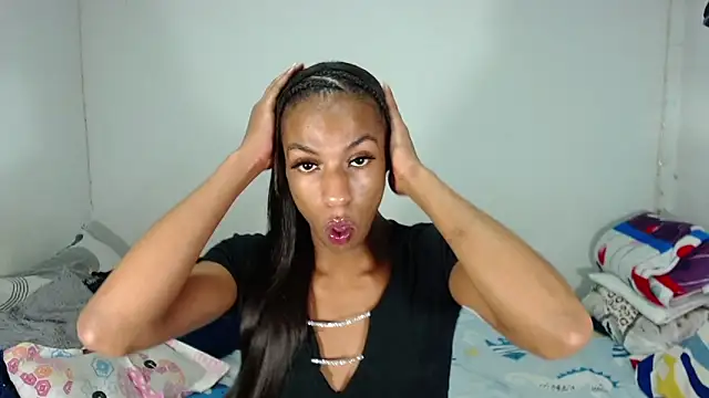 Snapshot of JessicaEbony chatting on 12/04/25, 01:48 JessicaEbony online show from 12/04/25, 01:48