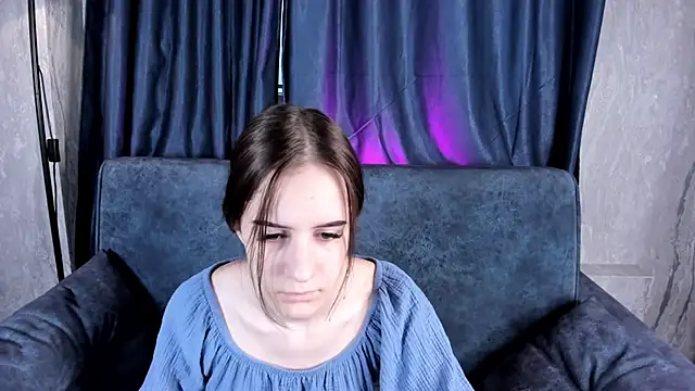 Snapshot of Tonya_Gray chatting on 12/05/24, 08:22 Tonya Gray online show from 12/05/24, 08:22