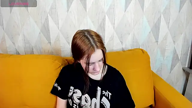 Snapshot of Tonya_Gray chatting on 02/19/25, 05:05 Tonya Gray online show from 02/19/25, 05:05