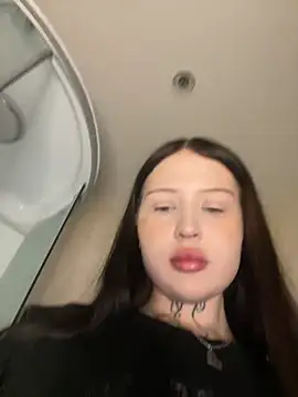 kate8ketee8 online show from 02/22/25, 05:02