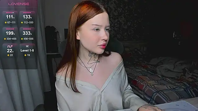 kate8ketee8 online show from 12/15/25, 04:55