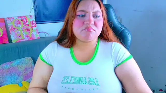 Rebeca charme21 online show from 06/19/26, 12:31