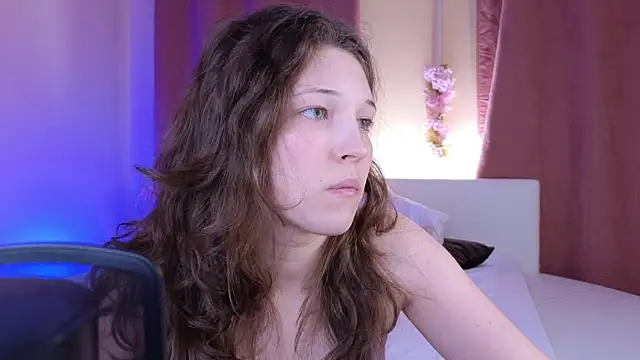 cherry lea online show from 03/11/26, 06:47