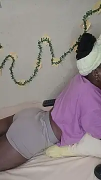 Snapshot of FreakySag_8888 chatting on 11/08/25, 03:18 FreakySag 8888 online show from 11/08/25, 03:18