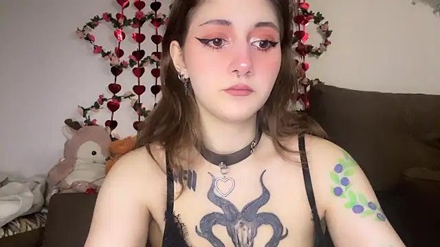 Snapshot of _Devill_Baby chatting on 02/27/25, 03:59 Devill Baby online show from 02/27/25, 03:59