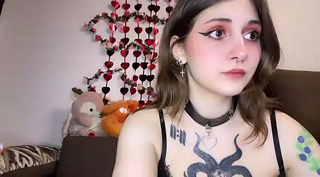 Snapshot of _Devill_Baby chatting on 02/28/25, 08:39 Devill Baby online show from 02/28/25, 08:39