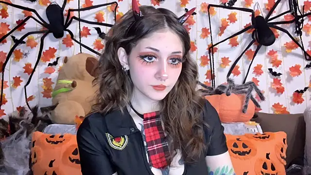 Snapshot of _Devill_Baby chatting on 10/03/25, 04:48 Devill Baby online show from 10/03/25, 04:48