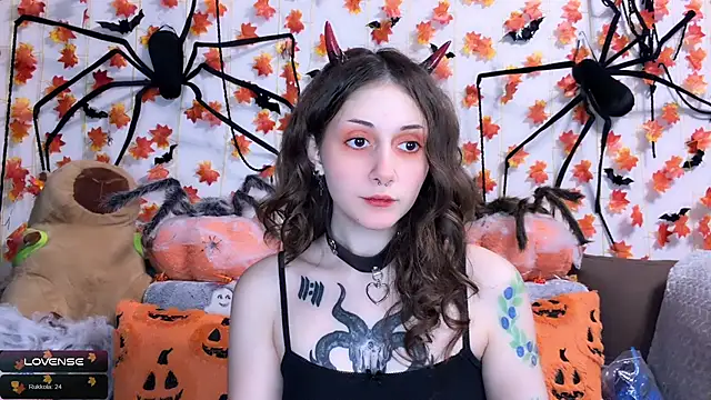 Snapshot of _Devill_Baby chatting on 11/07/25, 05:02 Devill Baby online show from 11/07/25, 05:02