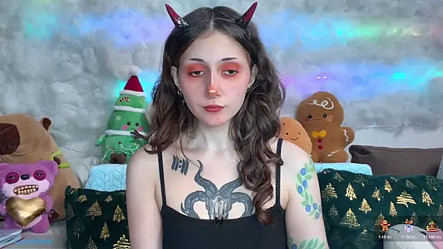 Snapshot of _Devill_Baby chatting on 12/18/25, 06:36 Devill Baby online show from 12/18/25, 06:36