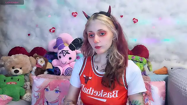 Snapshot of _Devill_Baby chatting on 04/30/26, 06:36 Devill Baby online show from 04/30/26, 06:36