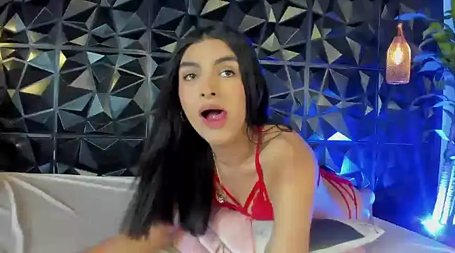 rihannagil online show from 01/04/25, 09:20