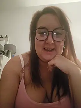 Bekahblows online show from 11/19/25, 05:51