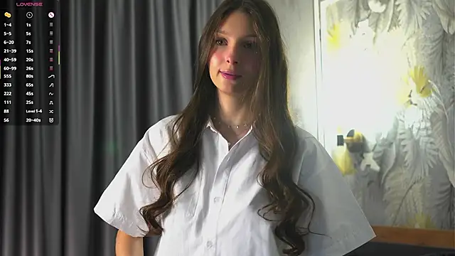 GeorginaCurvin online show from 03/06/26, 01:24