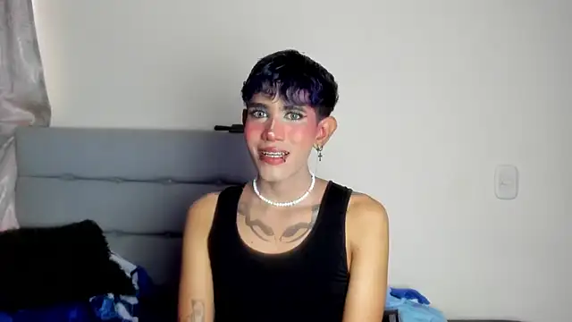 andrew uwu  online show from 12/21/25, 08:38