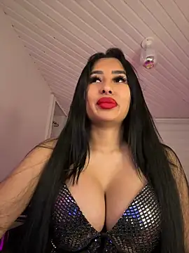 Snapshot of Anily_Lovely chatting on 03/07/25, 02:36 Anily Lovely online show from 03/07/25, 02:36