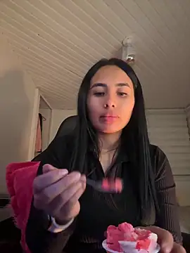 Snapshot of Anily_Lovely chatting on 09/11/25, 01:17 Anily Lovely online show from 09/11/25, 01:17