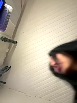 Snapshot of Anily_Lovely chatting on 09/19/25, 01:29 Anily Lovely online show from 09/19/25, 01:29